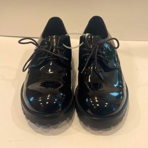 Barneys New York Women’s Black Oxford Lace Up Shoes. Size 7.